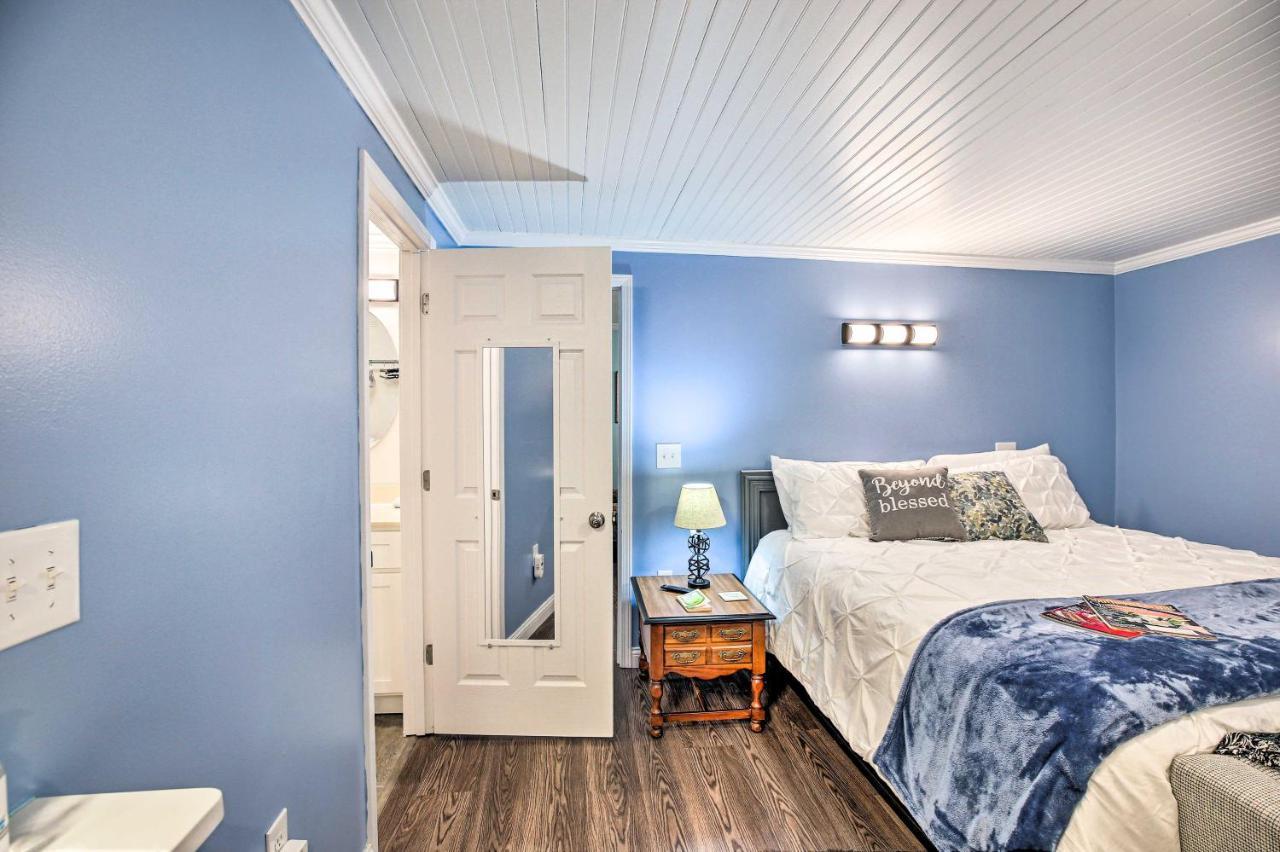 Updated Williamstown Apartment With Kitchen! Exteriör bild